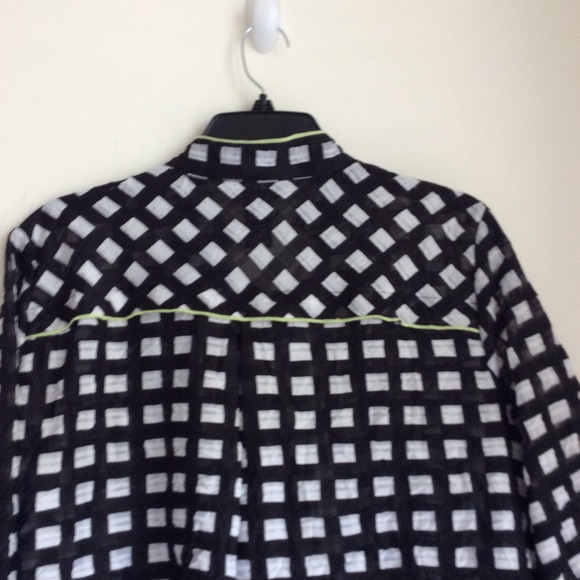 Ali Miles Tunic Top PL Artsy Sharkbite Hem Black White Button Up Contemporary - Picture 8 of 15